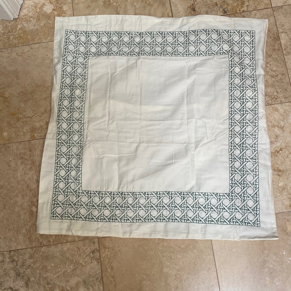 2 - Pier 1 import Shams . 26 by 26 - Picture 2 of 7